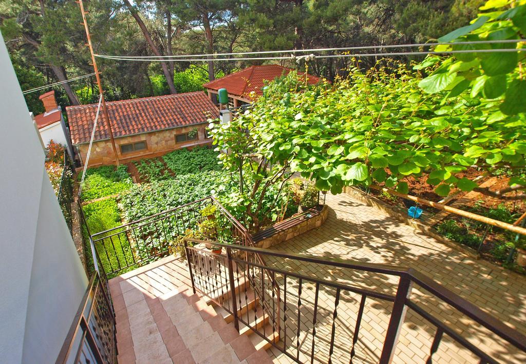 Apartments Branko 1348 プーラ エクステリア 写真