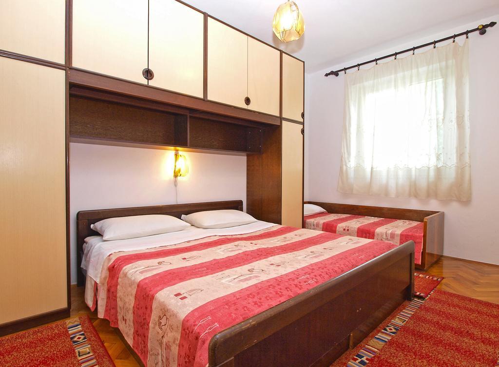 Apartments Branko 1348 プーラ エクステリア 写真