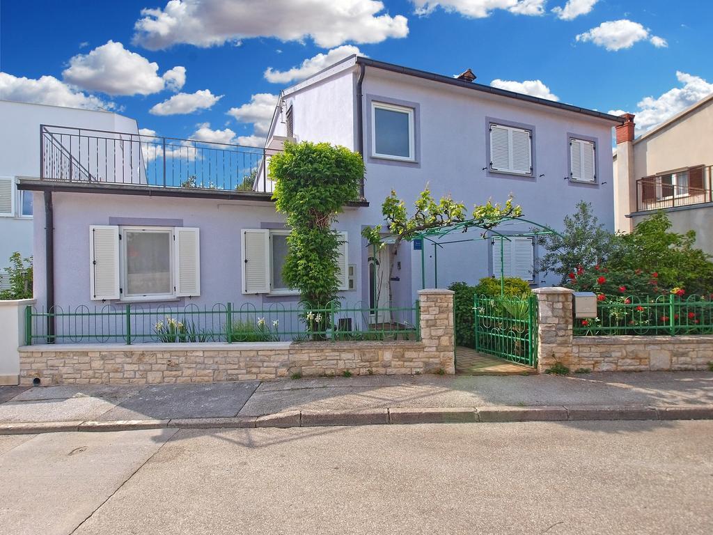 Apartments Branko 1348 プーラ エクステリア 写真