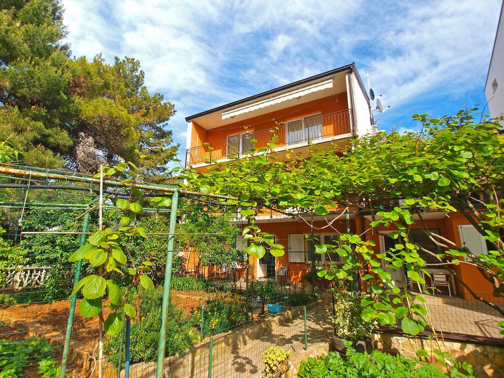 Apartments Branko 1348 プーラ エクステリア 写真