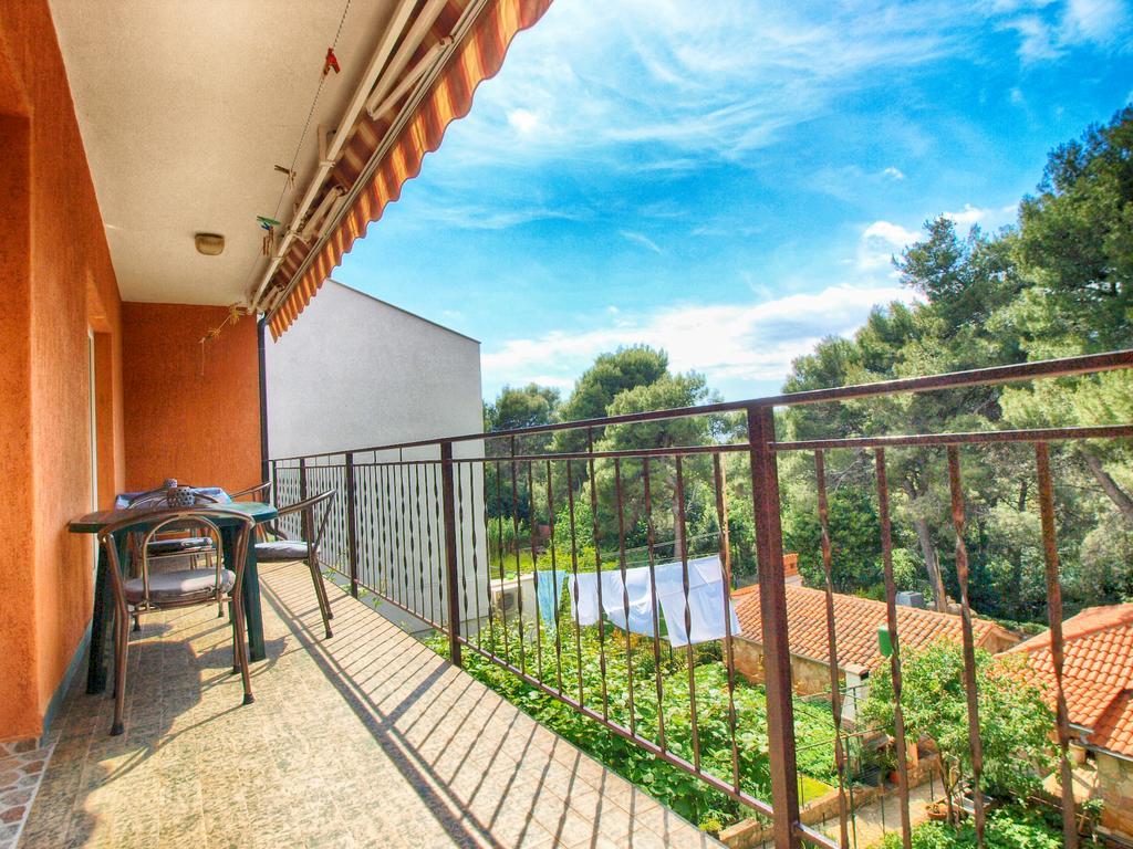 Apartments Branko 1348 プーラ エクステリア 写真