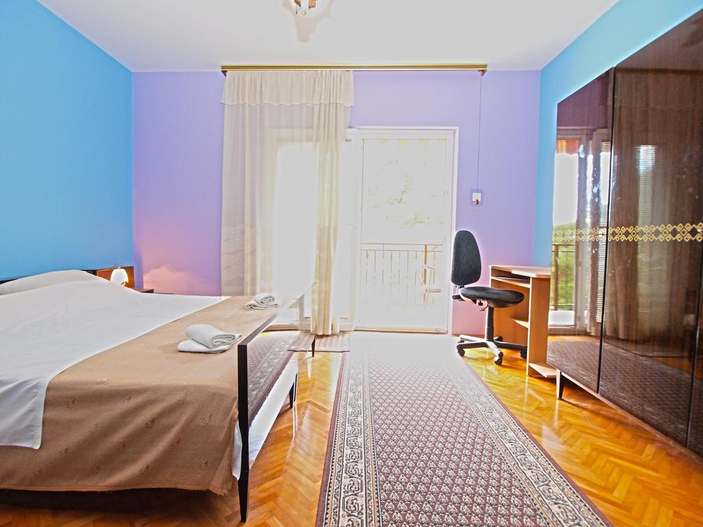 Apartments Branko 1348 プーラ エクステリア 写真