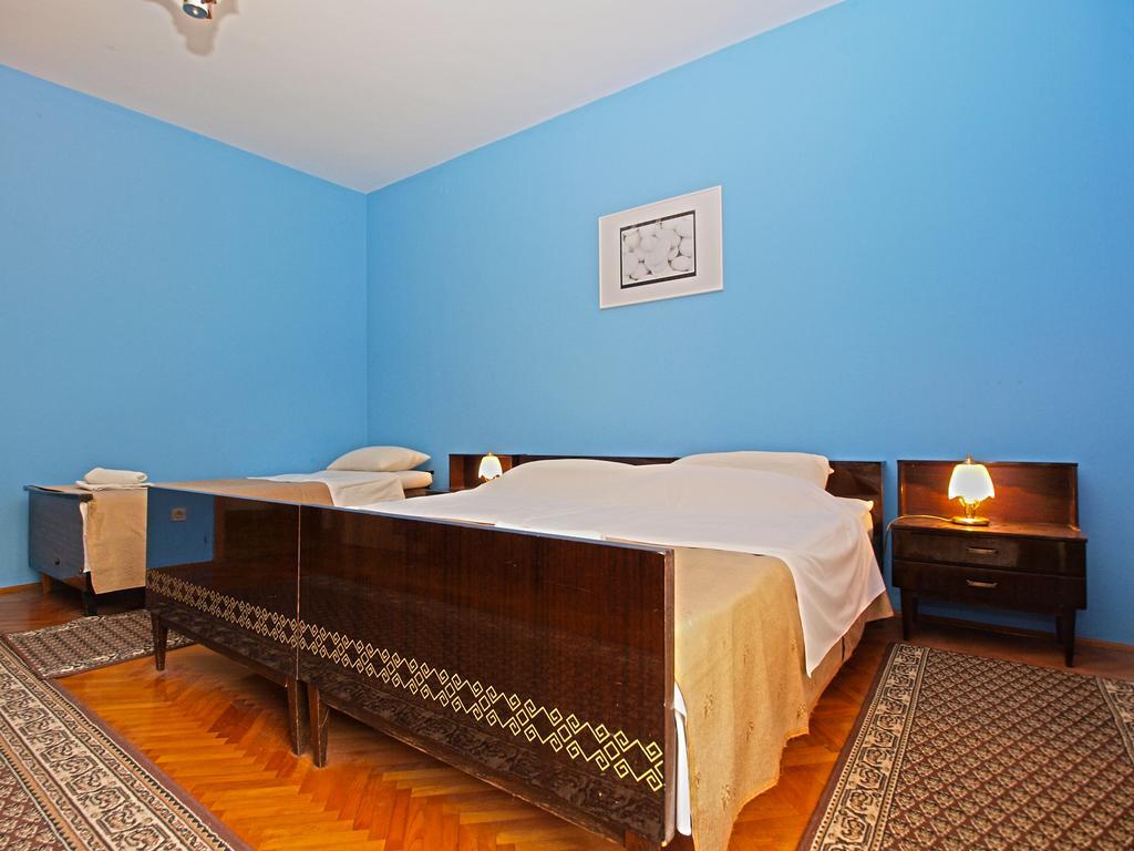 Apartments Branko 1348 プーラ エクステリア 写真