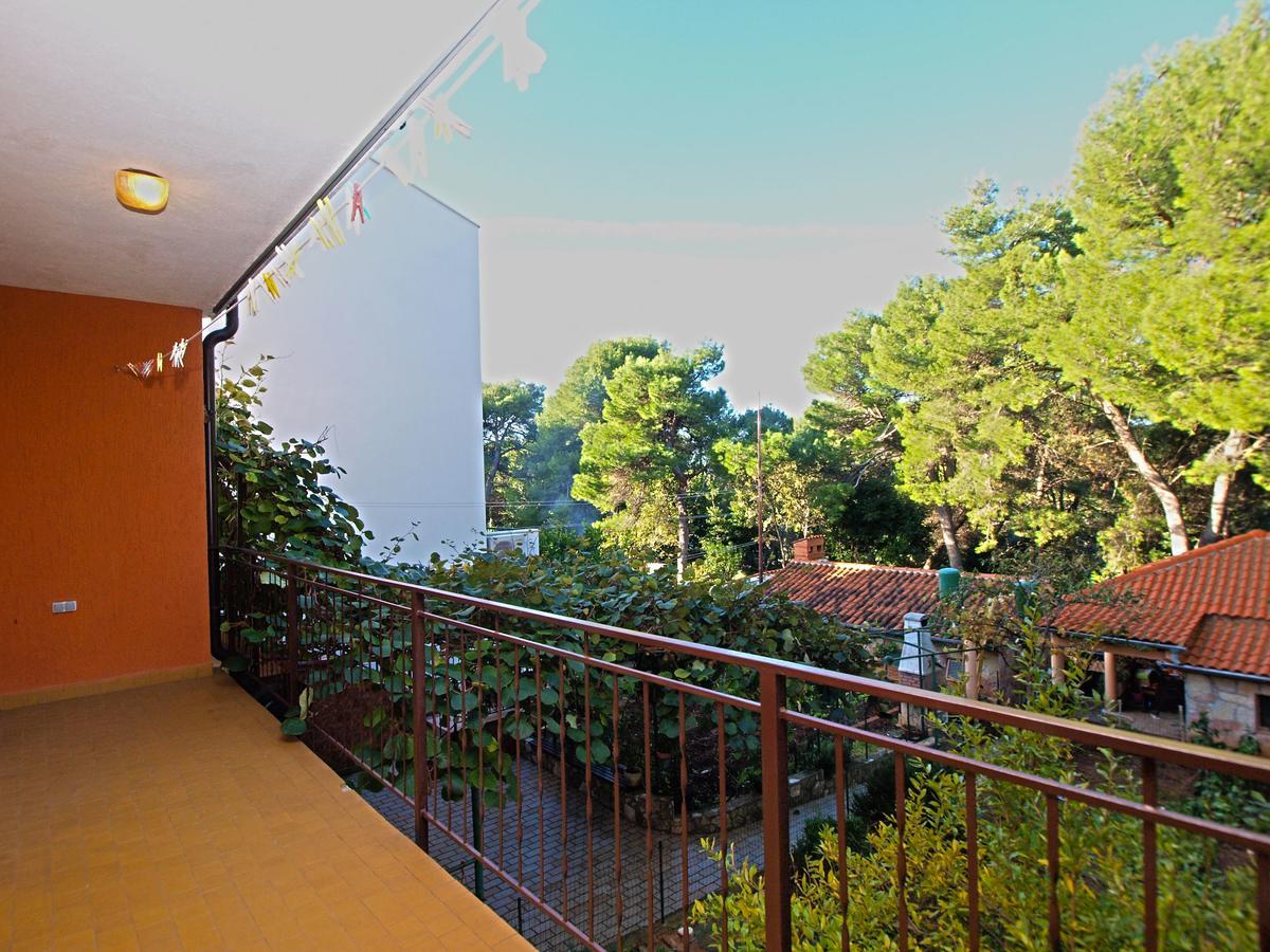 Apartments Branko 1348 プーラ エクステリア 写真