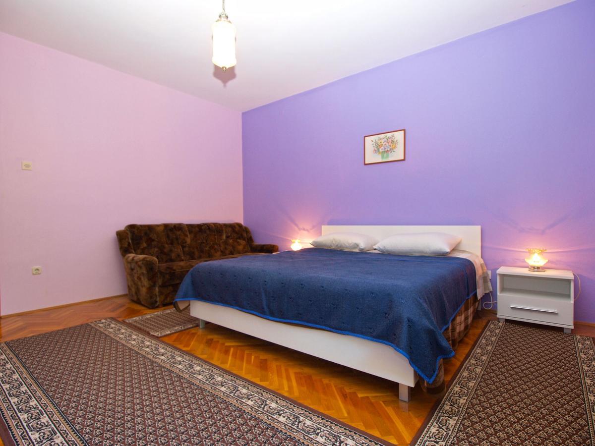 Apartments Branko 1348 プーラ エクステリア 写真