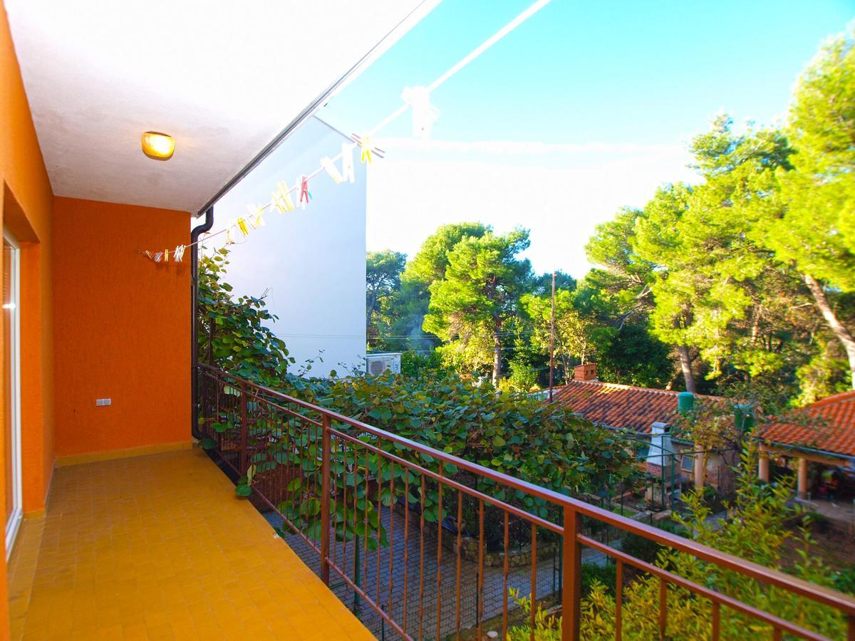 Apartments Branko 1348 プーラ エクステリア 写真